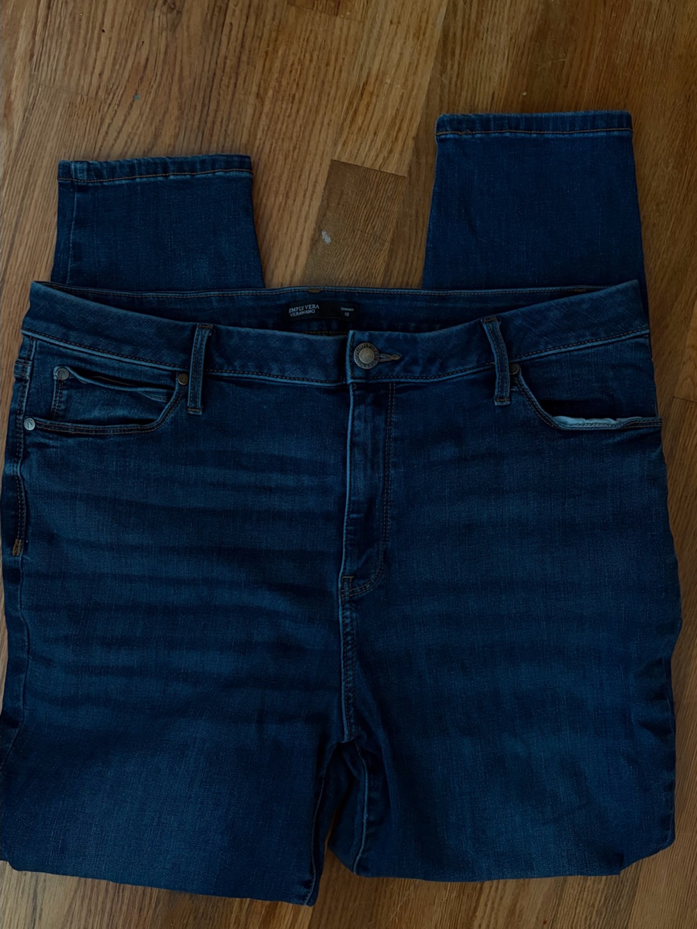 Simply Vera Women’s Dark Blue Stretch Denim Jeans